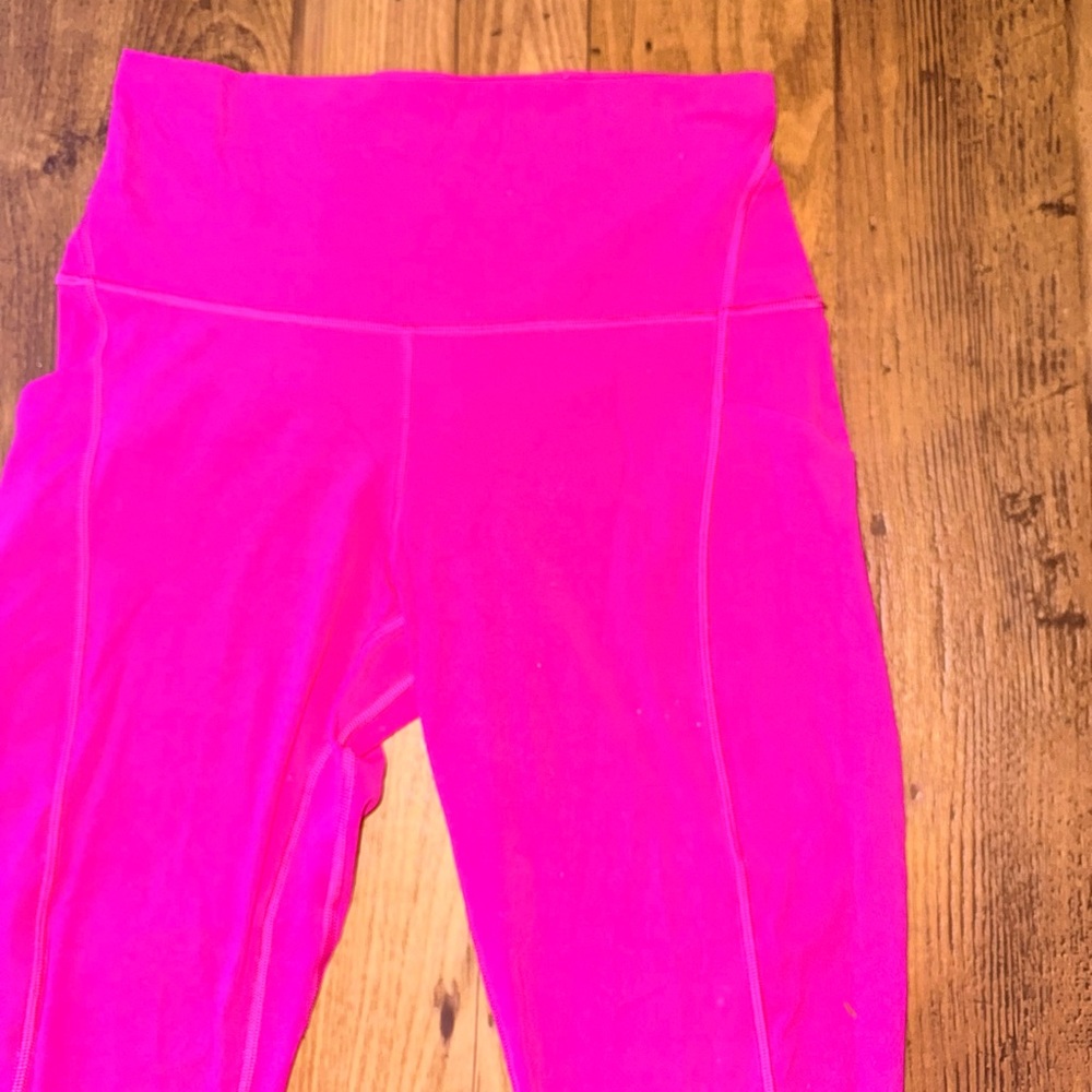 NWOT Lululemon Align High-Rise Pant with Pockets 25"
Passionate pink size 8 - Picture 9 of 13